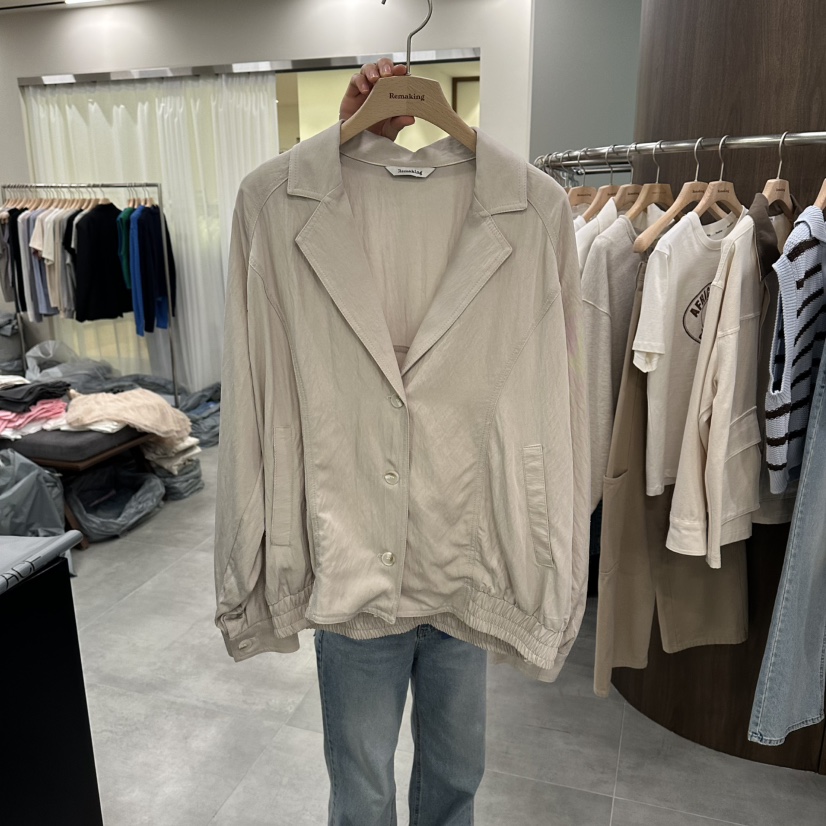 URBANSTORY/REMAKING韓國東大門代購女裝新品時尚熱賣夾克Remaking/URBANSTORY夾克圖色2