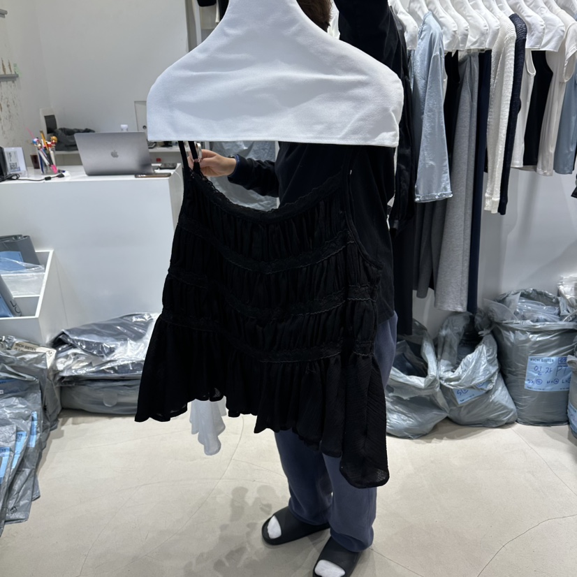 RICH SISTER韓國直郵女士新款推薦時尚熱賣吊帶背心蕾絲RICH SISTER吊帶/背心圖色2