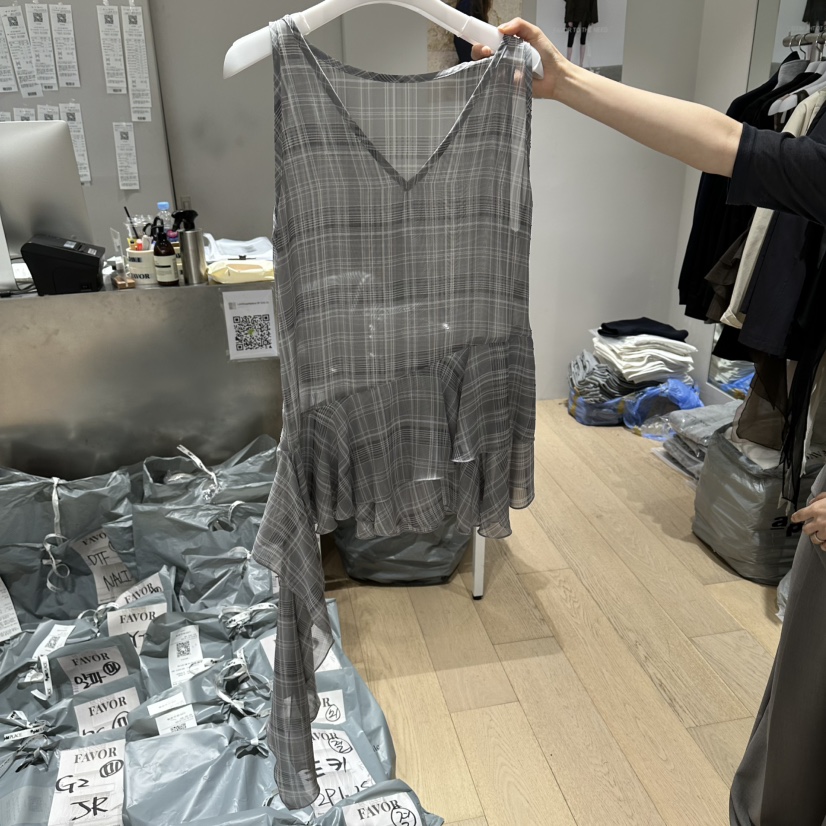 FAVOR-P韓國代購女裝新品推薦時尚熱賣職業人氣吊帶背心FAVOR-P吊帶/背心圖色4