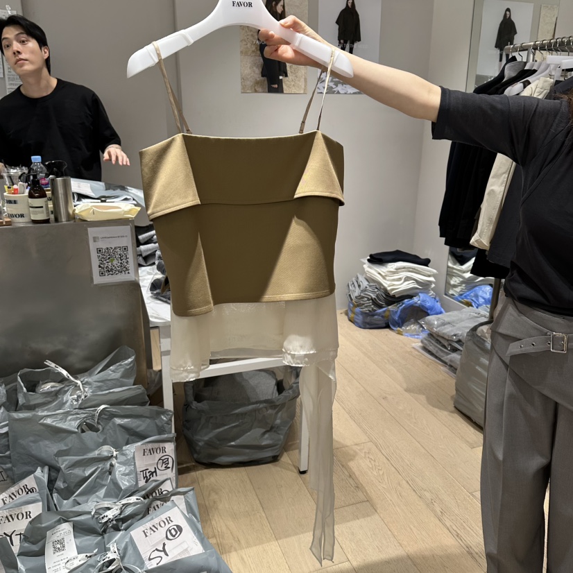 FAVOR-P韓國東大門直郵女裝新款熱賣職業人氣時尚吊帶背心FAVOR-P吊帶/背心圖色1