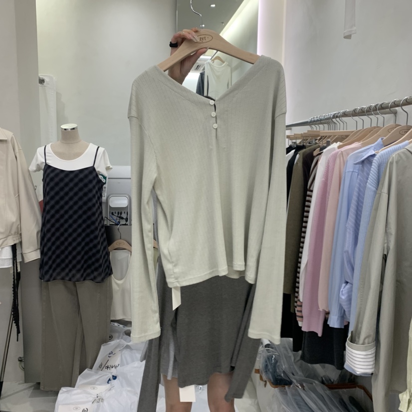 TAKE YOUE TIME韓國東大門直郵女士新品26春夏長袖T恤雙V領開衫TAKE YOUE TIME長袖T恤圖色3