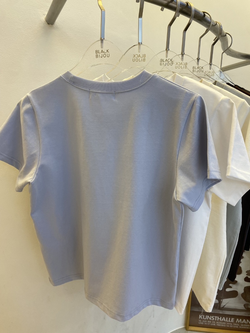 BLACK BIJOU韓國東大門直郵女士新款26春夏熱賣時尚職業T恤BLACK BIJOUT恤