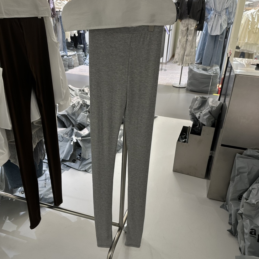 LOVE YOU SO MUCH/MORE THAN YESTERDAY韓國直郵實拍女士新品職業打底褲鯊魚褲緊身褲LYSM/MORE THAN YESTERDAY打底褲/鯊魚褲