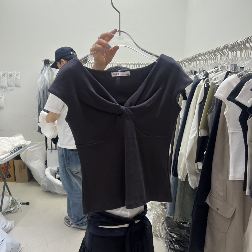 PADO韓國直郵女裝新品時尚休閑26春夏熱賣推薦職業人氣T恤PADOT恤圖色2