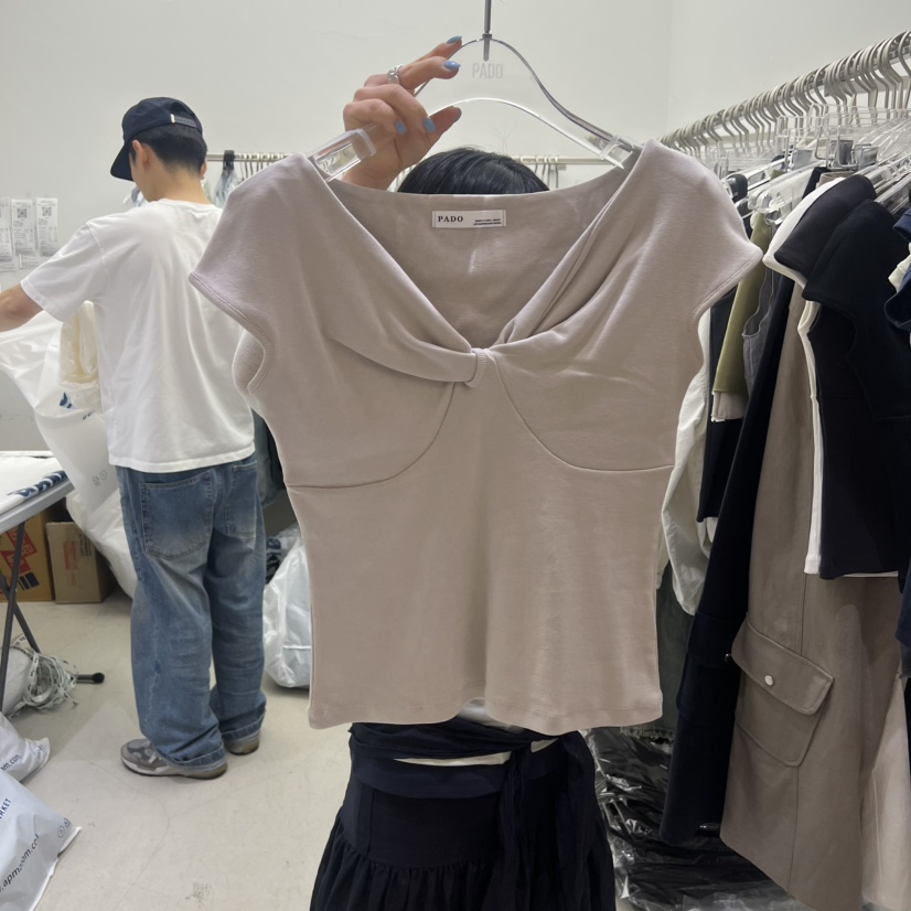 PADO韓國直郵女裝新品時尚休閑26春夏熱賣推薦職業人氣T恤PADOT恤圖色4