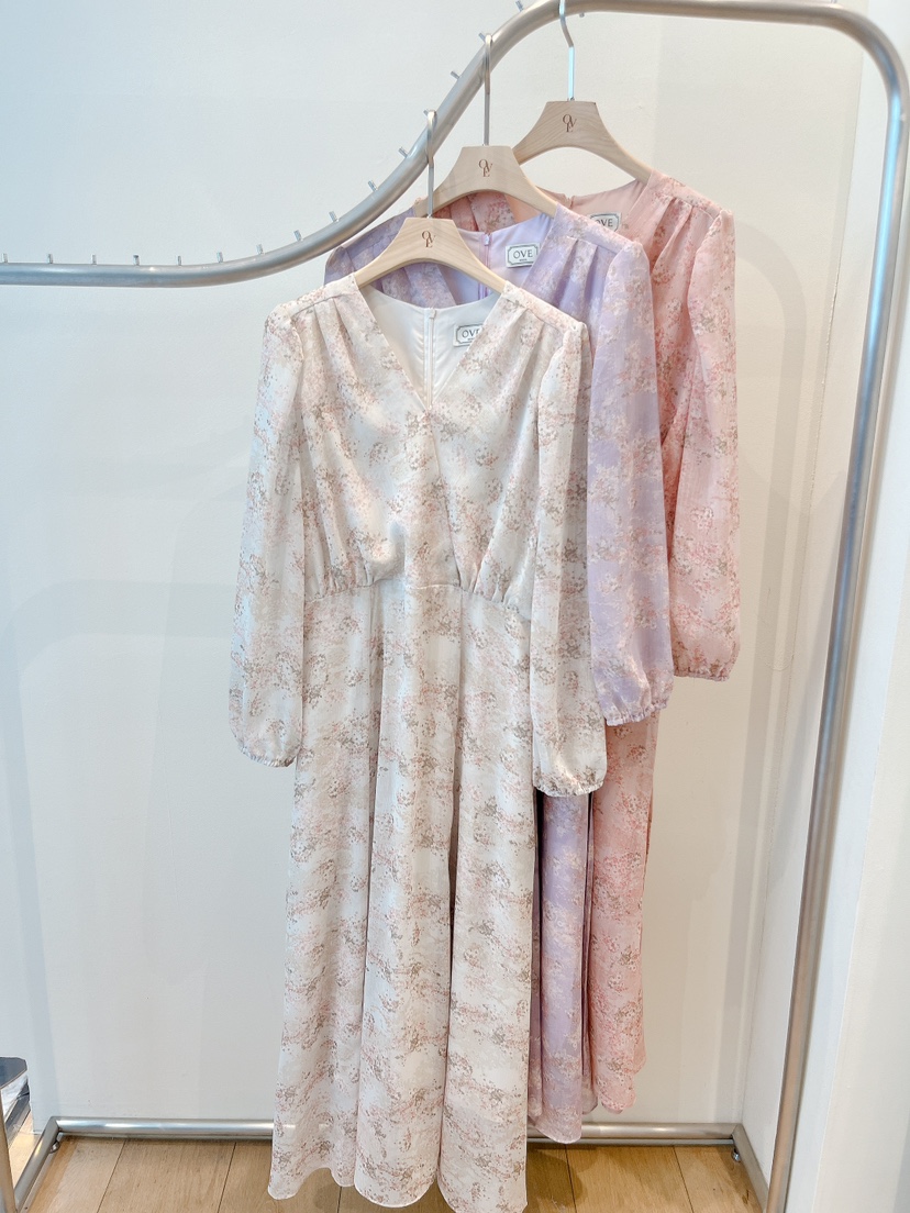 OVE韓國直郵實拍女士新品人氣休閑熱賣職業時尚連衣裙V領OVE連衣裙