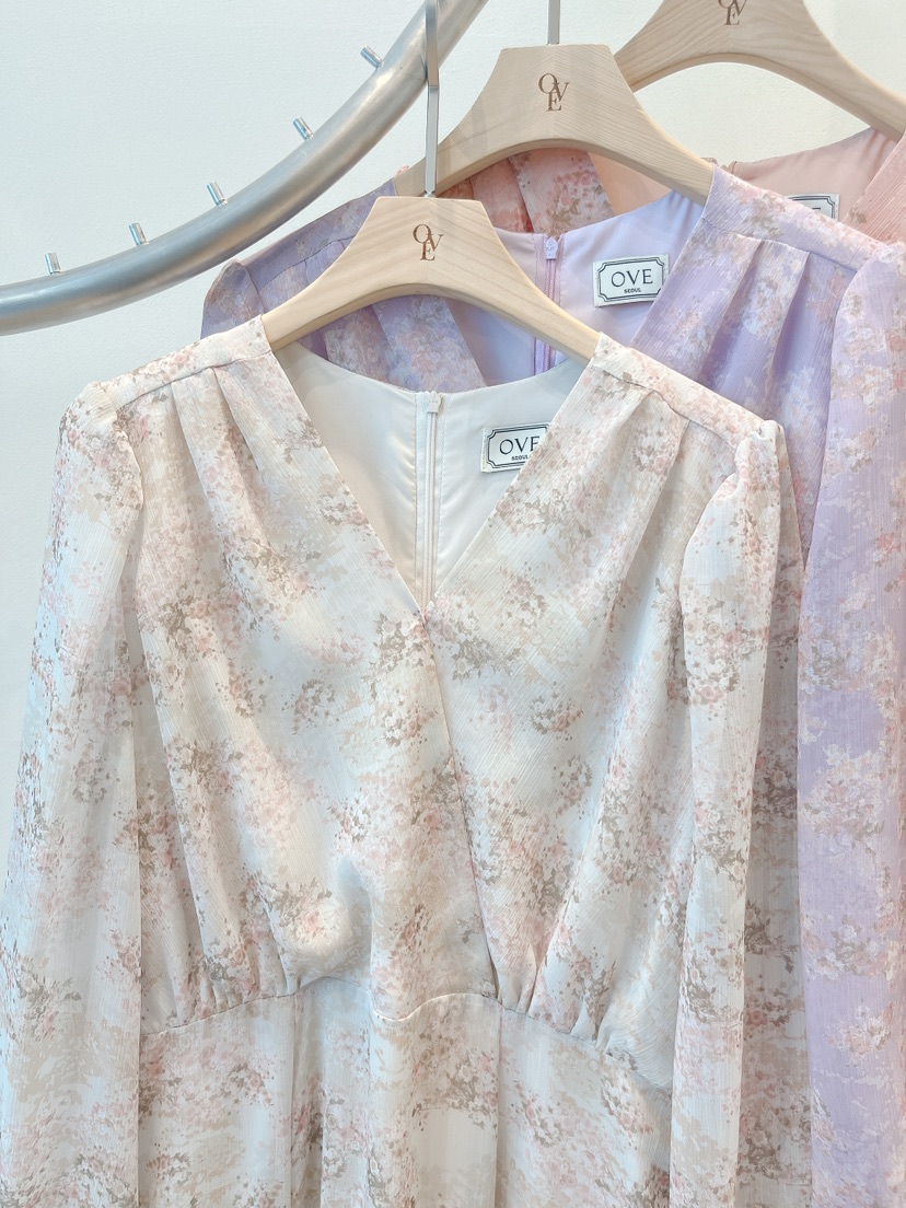 OVE韓國直郵實拍女士新品人氣休閑熱賣職業時尚連衣裙V領OVE連衣裙