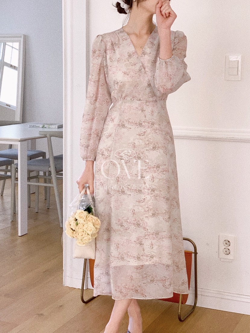 OVE韓國直郵實拍女士新品人氣休閑熱賣職業時尚連衣裙V領OVE連衣裙