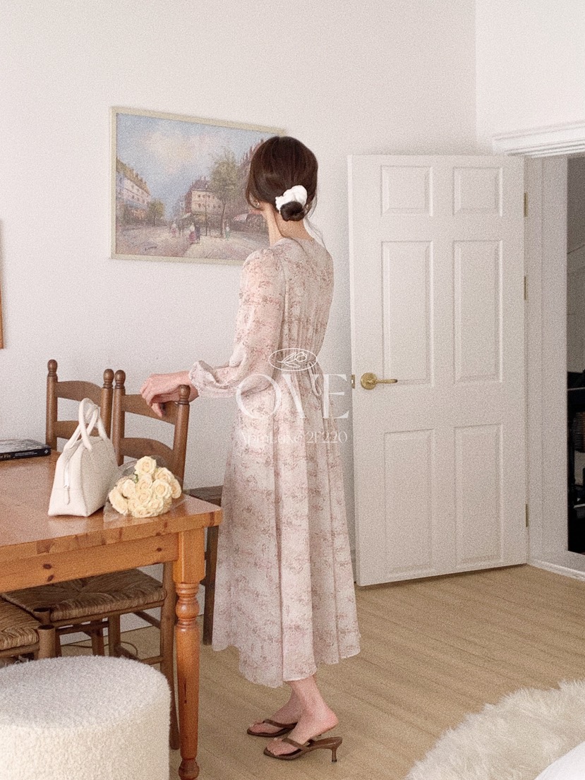 OVE韓國直郵實拍女士新品人氣休閑熱賣職業時尚連衣裙V領OVE連衣裙