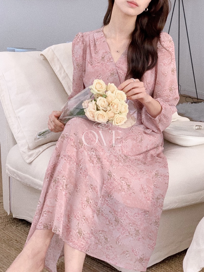 OVE韓國直郵實拍女士新品人氣休閑熱賣職業時尚連衣裙V領OVE連衣裙