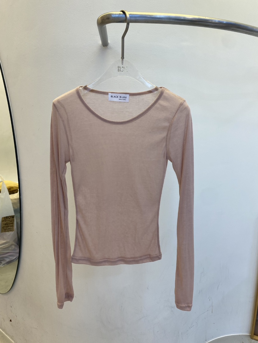 BLACK BIJOU韓國代購女裝新品時尚職業推薦26春夏長袖T恤紗布BLACK BIJOU長袖T恤圖色2