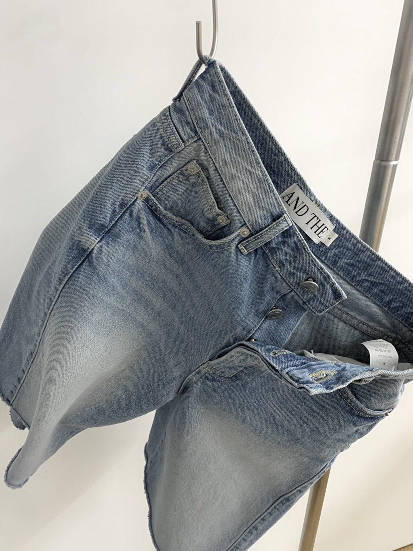 AND THE韓國直郵實拍女士新品推薦時尚26春夏熱賣休閑短褲AND THE短褲