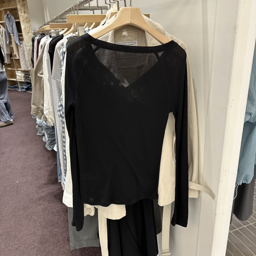 PITA/THEVERLIN韓國直郵女裝新款熱賣長袖T恤不含內搭單排扣船領PITA/THEVERLIN長袖T恤