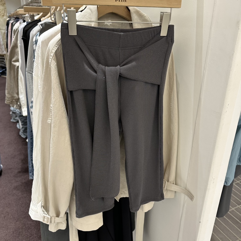 PITA/THEVERLIN韓國直郵實拍女裝新品熱賣26春夏人氣短褲PITA/THEVERLIN短褲圖色2墨色