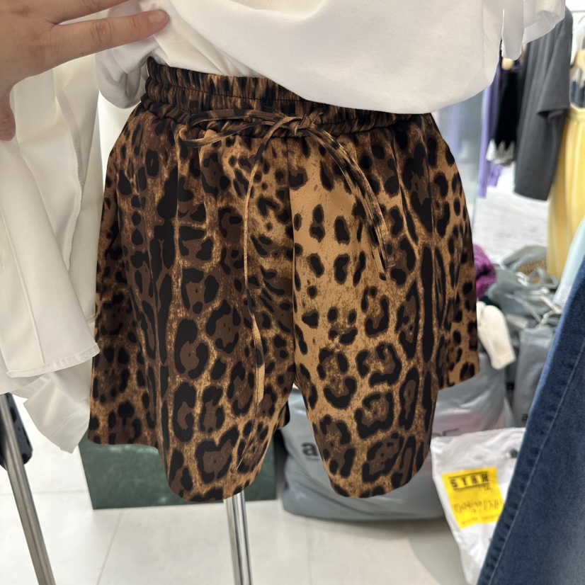 FORMING-P韓國直郵實拍女裝新品人氣26春夏熱賣職業短褲FORMING-P短褲圖色1