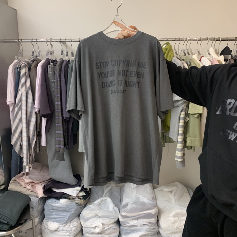 LEESEED-A韓國東大門直郵女士新品熱賣人氣休閑推薦時尚T恤SEeD/LEESEEDT恤圖色3