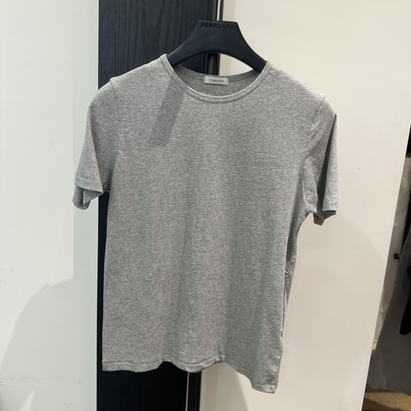 FEBRUARY 11韓國東大門代購女裝新品職業時尚休閑人氣T恤FEBRUARY 11T恤圖色2