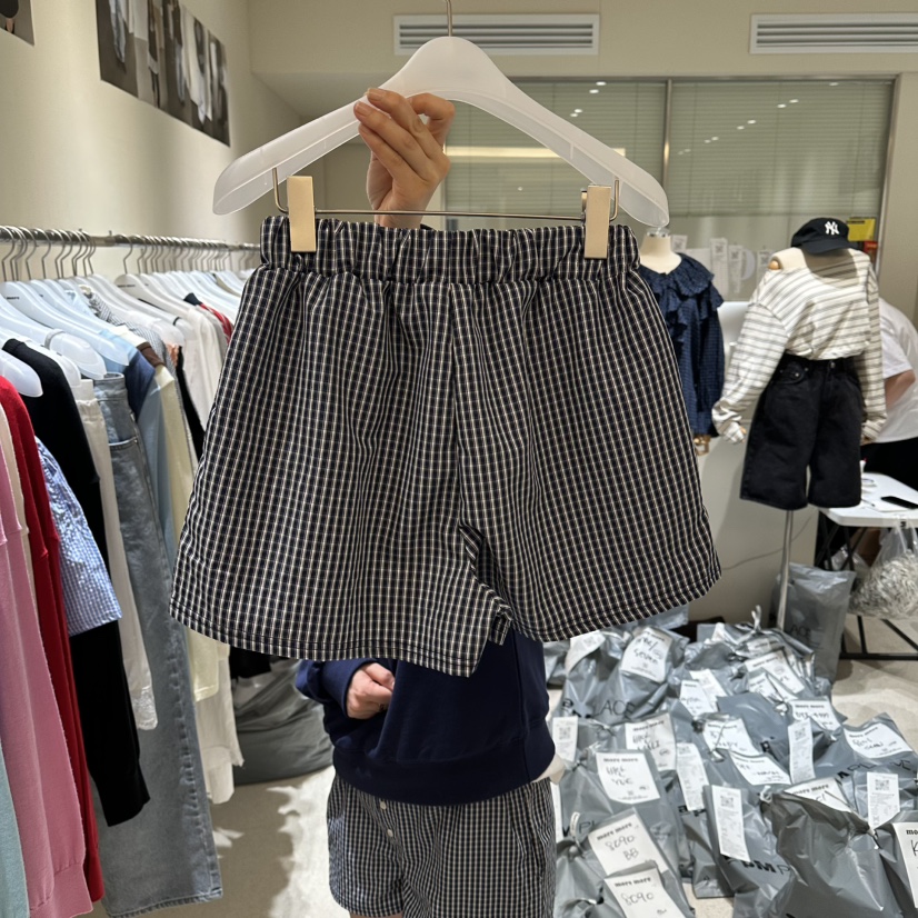 MOREMORE韓國代購女裝新款時尚熱賣職業26春夏休閑人氣短褲more more短褲