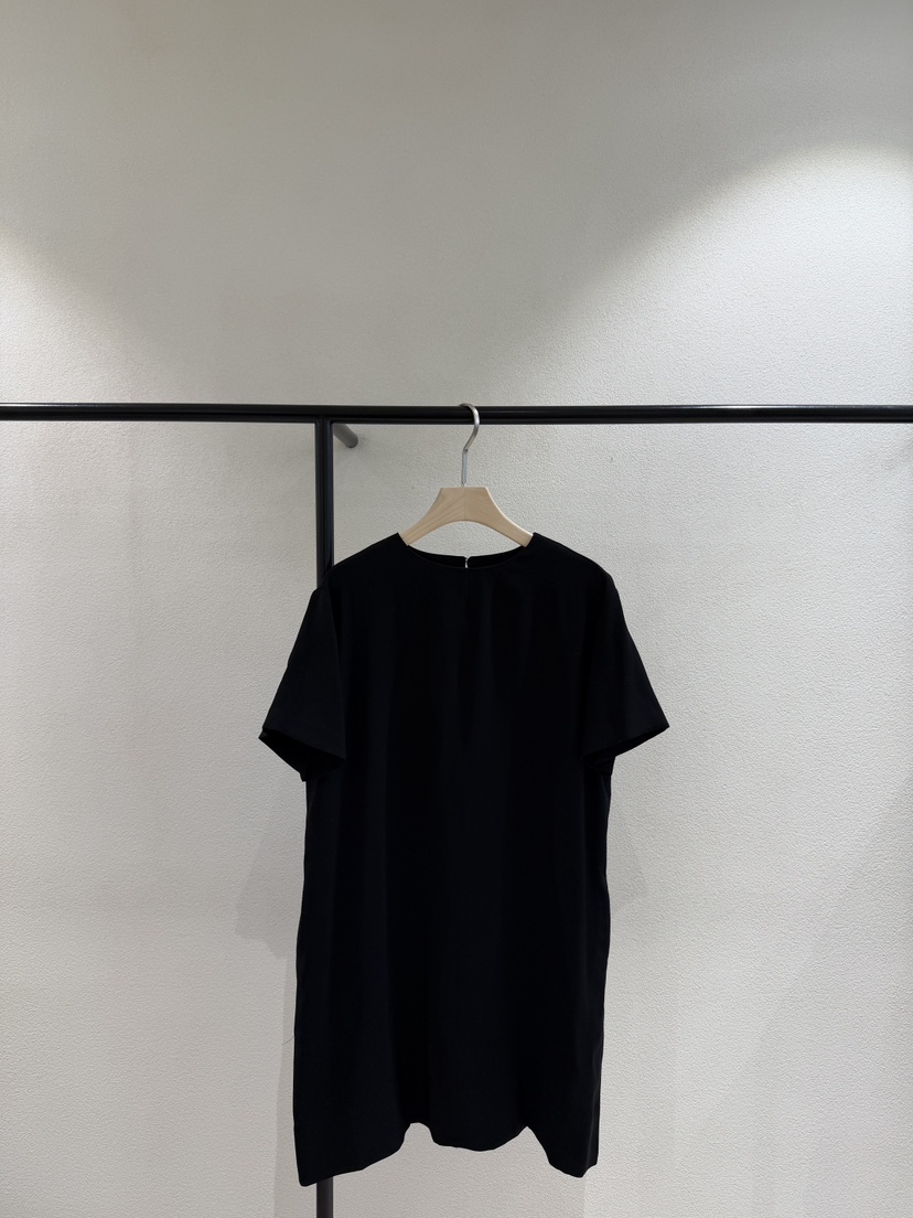 POSTMODERN韓國東大門代購女士新品26春夏推薦休閑連衣裙POSTMODERN連衣裙