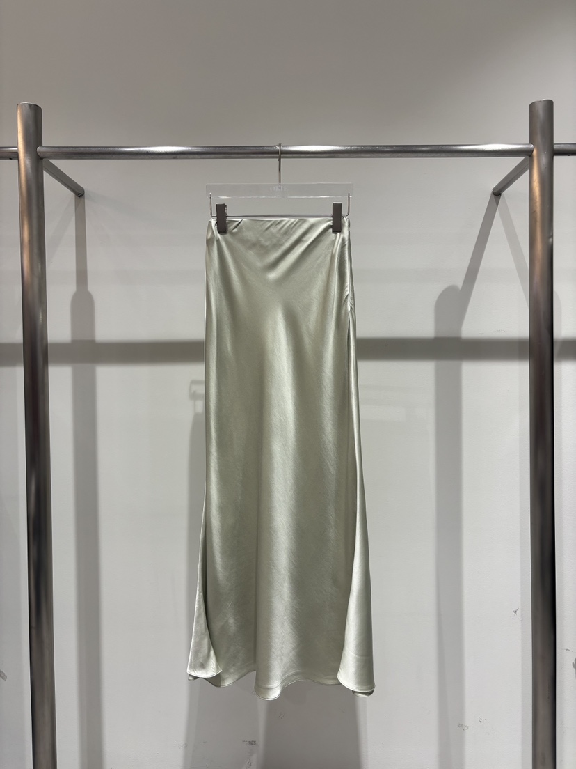 OKIE韓國直郵女士新品時尚休閑26春夏職業熱賣推薦長裙緞面OKIE長裙圖色2