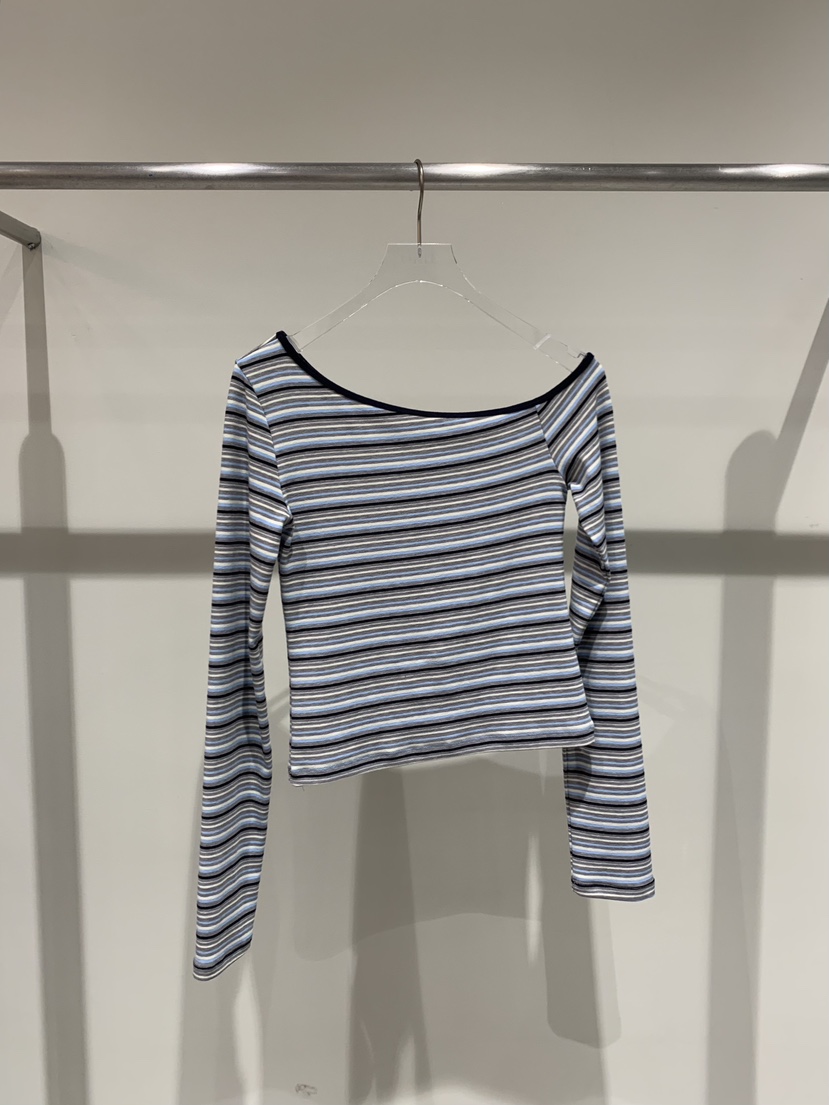 OKIE韓國東大門直郵女士新品熱賣職業26春夏時尚人氣長袖T恤OKIE長袖T恤圖色2