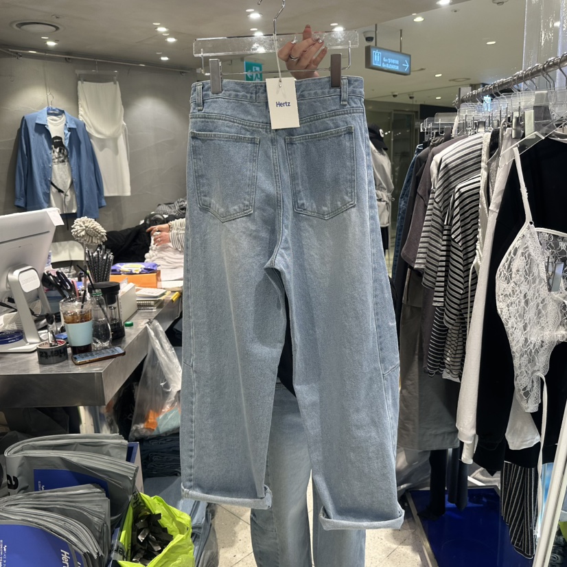 HERTZ-P韓國直郵實拍女裝新品人氣推薦時尚職業熱賣牛仔褲HERTZ-P牛仔褲