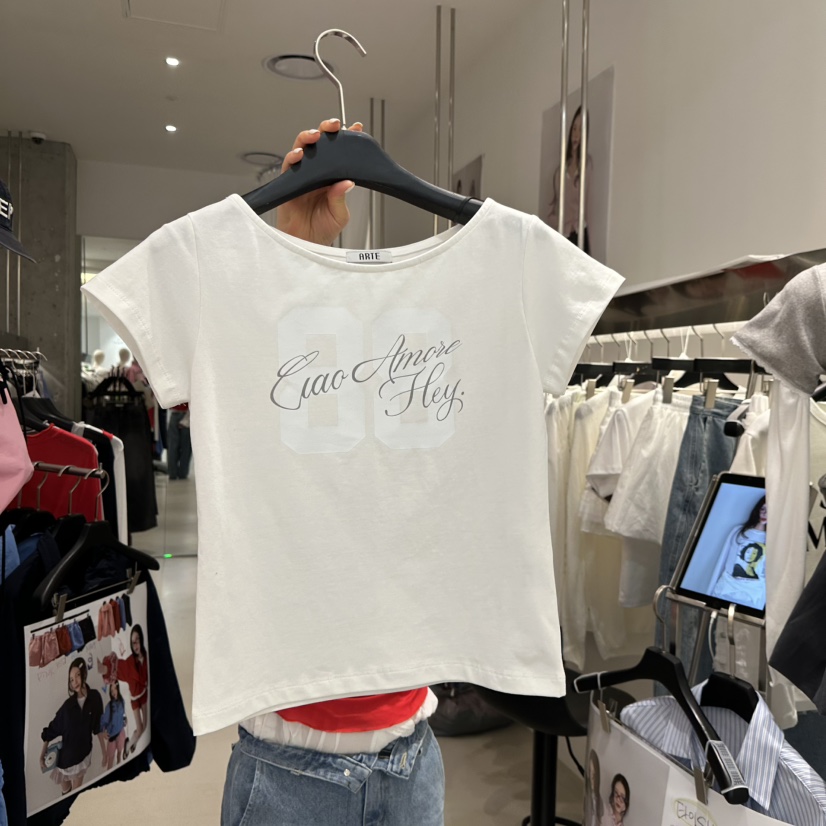 ARTE STUDIO/ATTENTION EDITORIAL韓國東大門直郵女士新款人氣T恤ARTE STUDIO/ATTENTION EDITORIALT恤圖色1