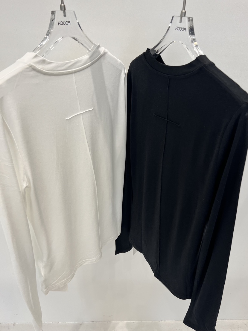 POUCH韓國東大門代購女裝新款職業熱賣人氣26春夏長袖T恤POUCH長袖T恤