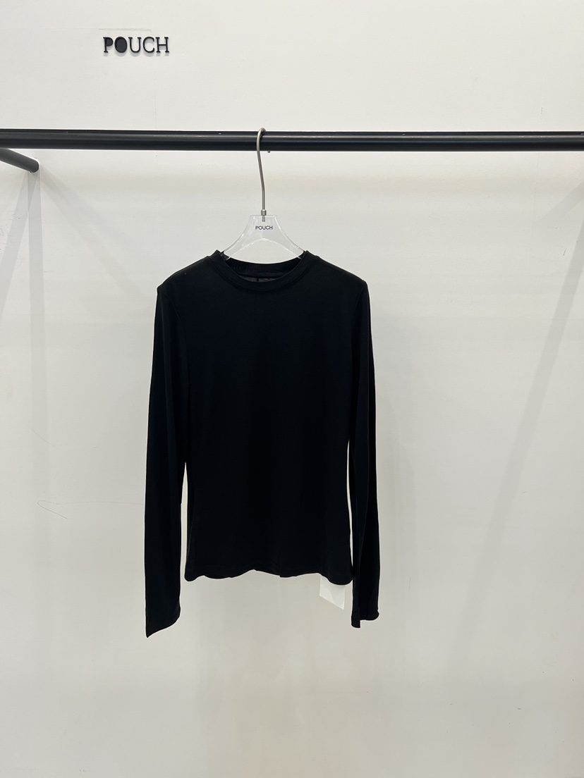 POUCH韓國東大門代購女裝新款職業熱賣人氣26春夏長袖T恤POUCH長袖T恤圖色2