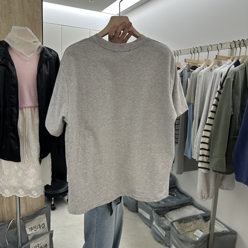 WRITTEN BY韓國直郵實拍女裝新款人氣26春夏職業T恤復古WRITTEN BYT恤