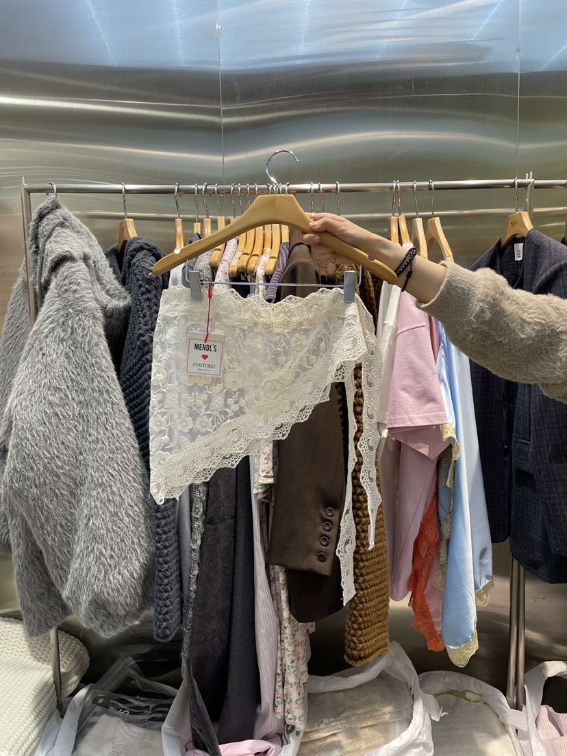 MENDL S韓國代購女裝新品熱賣時尚職業推薦人氣短裙圍巾MENDL S短裙