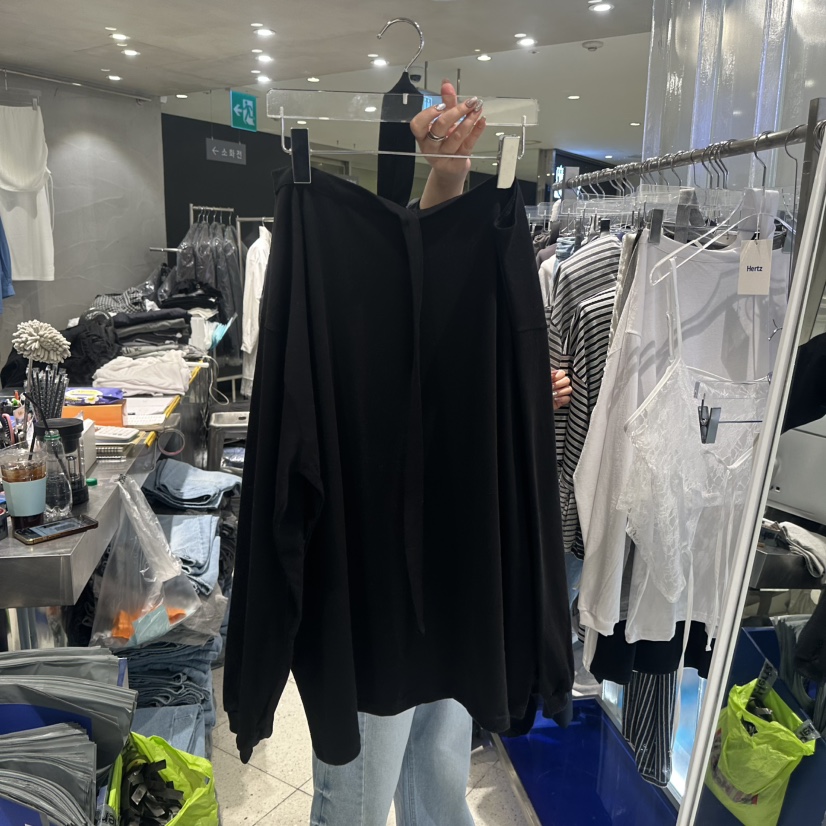 HERTZ-P韓國東大門代購女士新品26春夏長袖T恤含脖帶圍巾HERTZ-P長袖T恤