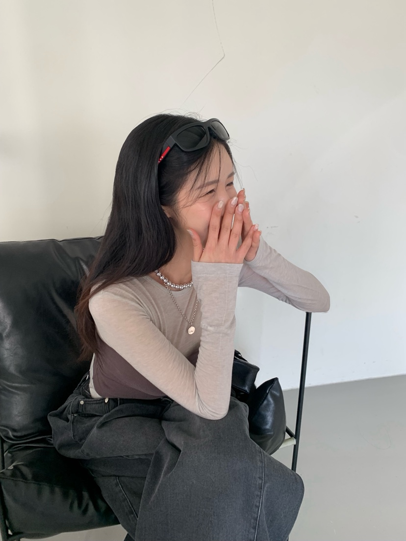 OKIE韓國東大門直郵女裝新品時尚休閑長袖T恤假兩件透明褶皺OKIE長袖T恤