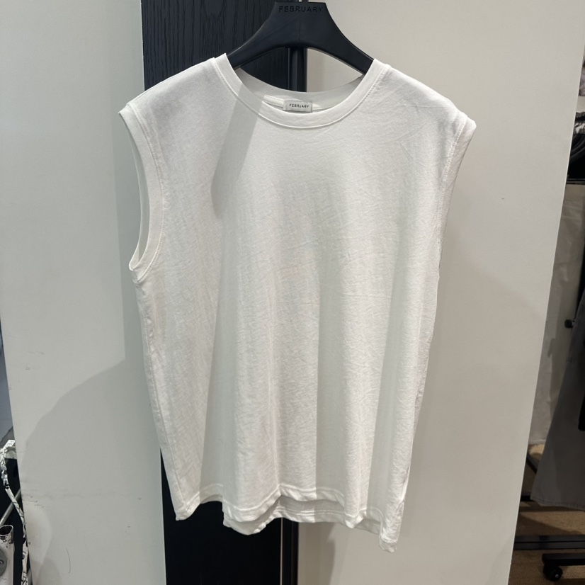 FEBRUARY 11韓國直郵實拍女士新款推薦時尚26春夏吊帶背心FEBRUARY 11吊帶/背心圖色1白色