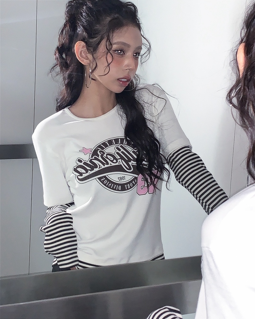 LIVE AID-P韓國東大門代購女士新品熱賣推薦長袖T恤假兩件LIVE AID-P長袖T恤