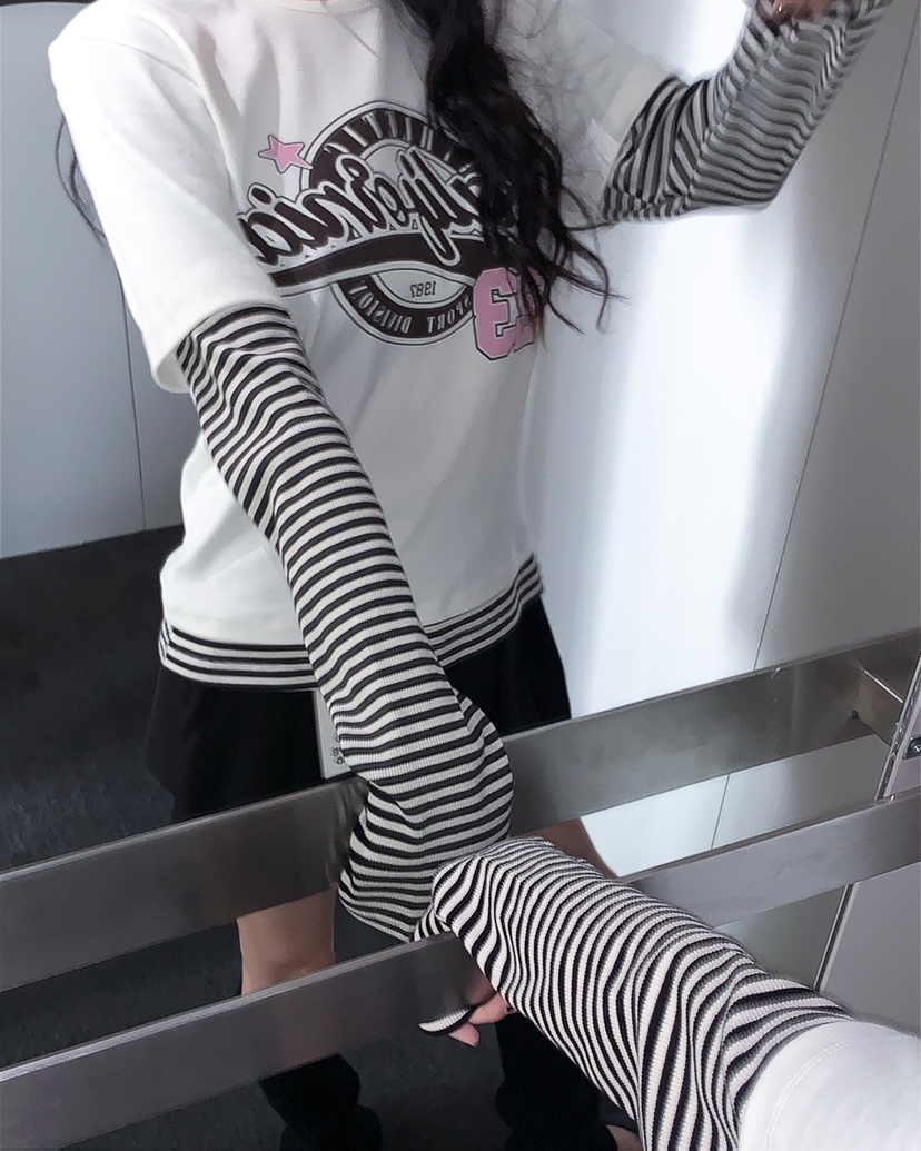 LIVE AID-P韓國東大門代購女士新品熱賣推薦長袖T恤假兩件LIVE AID-P長袖T恤