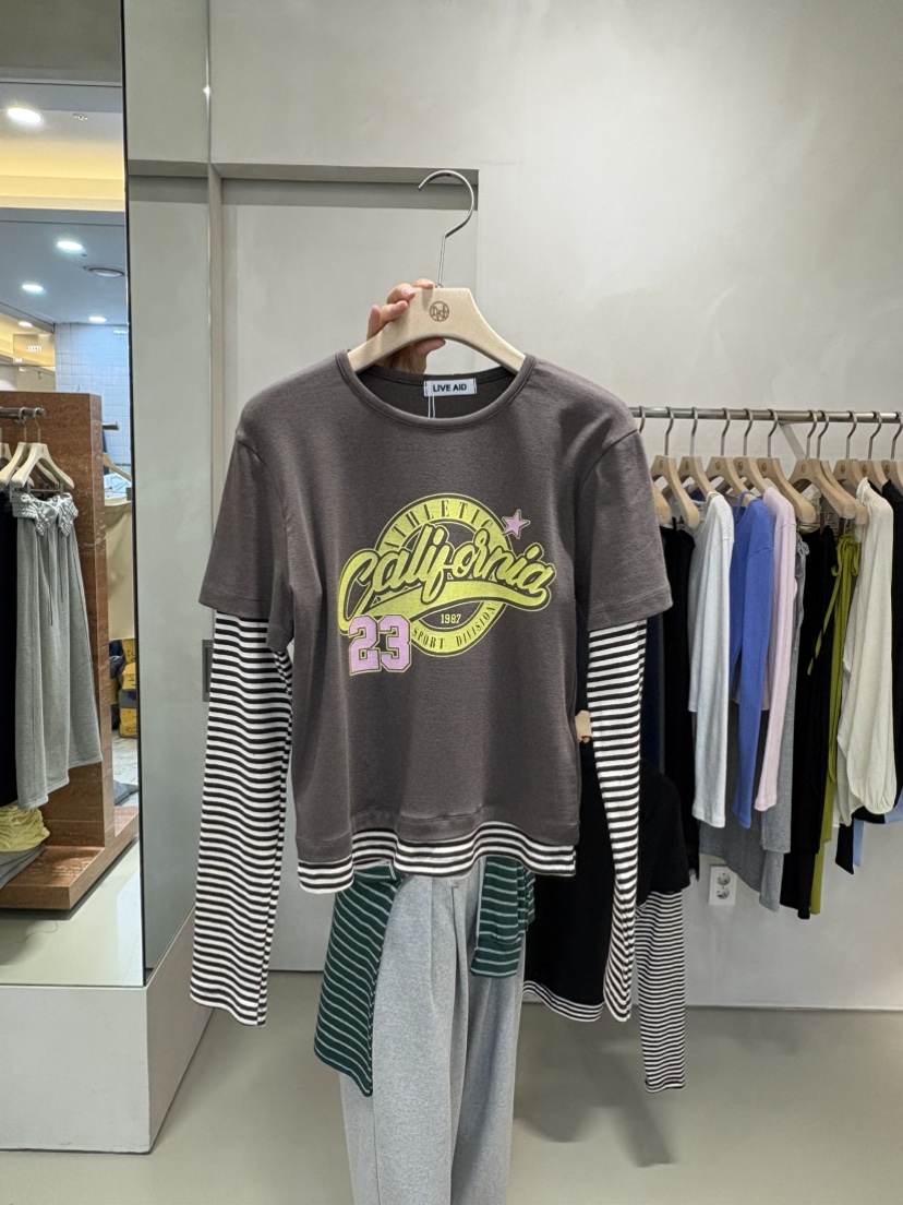 LIVE AID-P韓國東大門代購女士新品熱賣推薦長袖T恤假兩件LIVE AID-P長袖T恤圖色1