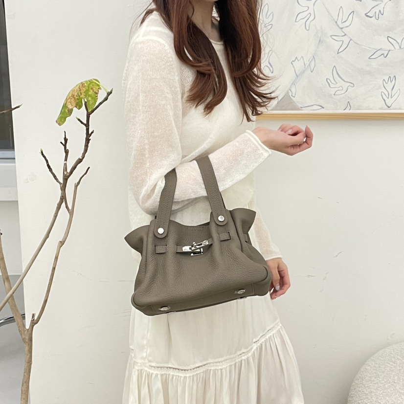 J PLACE韓國直郵實拍女士新款人氣熱賣26春夏單肩斜跨包J PLACE單肩/斜跨包