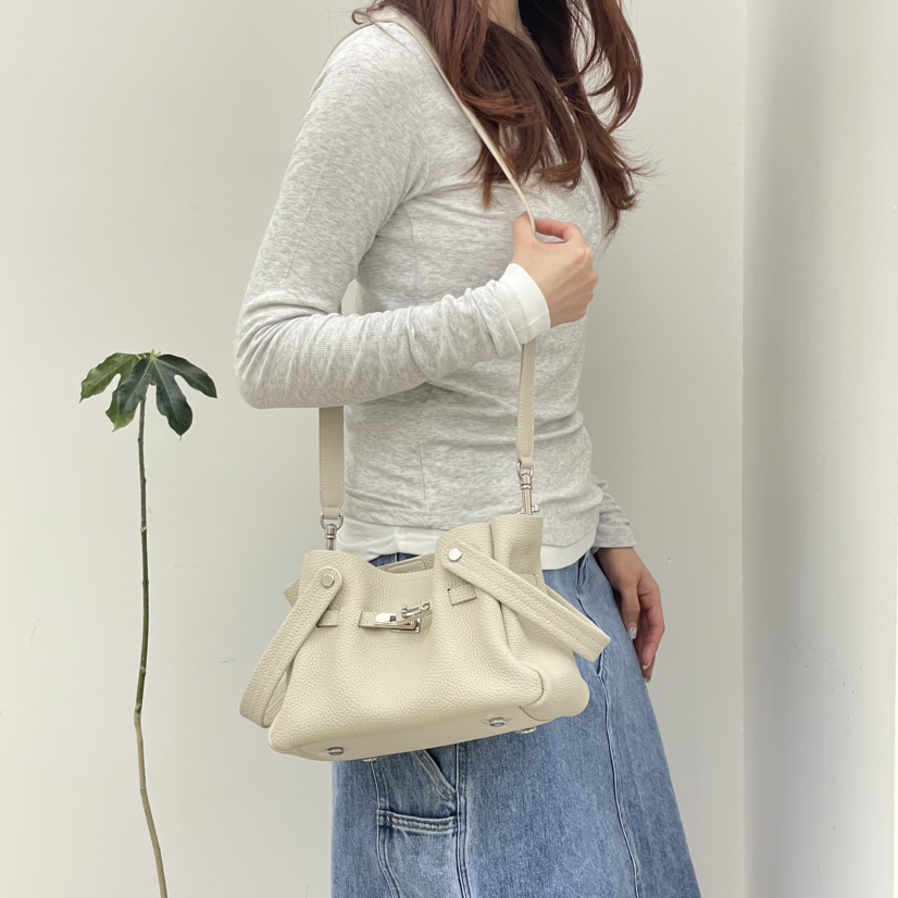 J PLACE韓國直郵實拍女士新款人氣熱賣26春夏單肩斜跨包J PLACE單肩/斜跨包