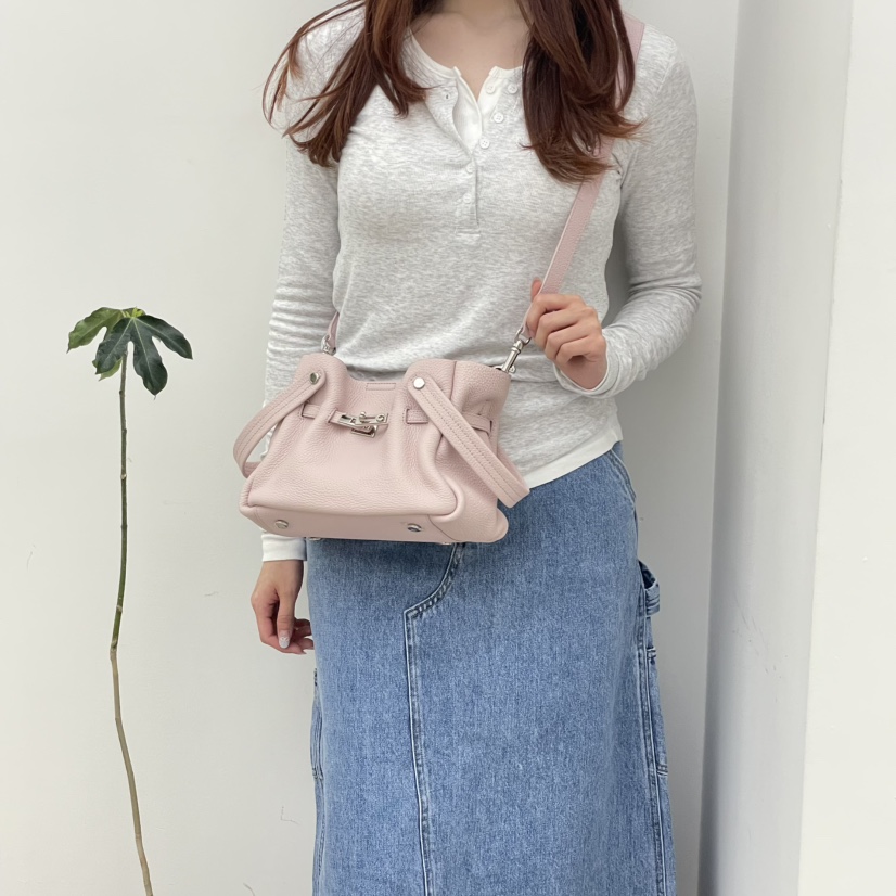 J PLACE韓國直郵實拍女士新款人氣熱賣26春夏單肩斜跨包J PLACE單肩/斜跨包