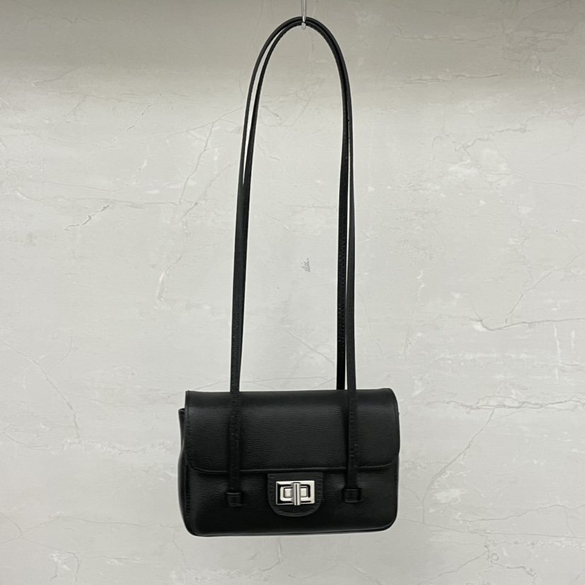 J PLACE韓國直郵實拍女士新款熱賣休閑職業人氣單肩斜跨包J PLACE單肩/斜跨包圖色3