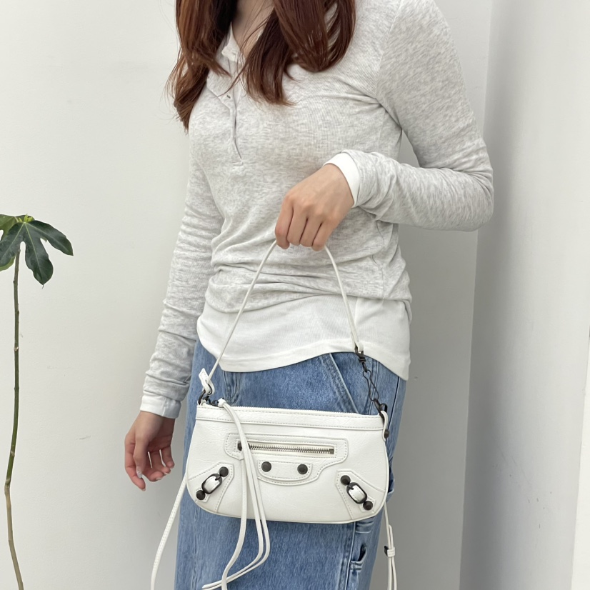 J PLACE韓國代購女裝新款熱賣26春夏推薦人氣單肩斜跨包J PLACE單肩/斜跨包