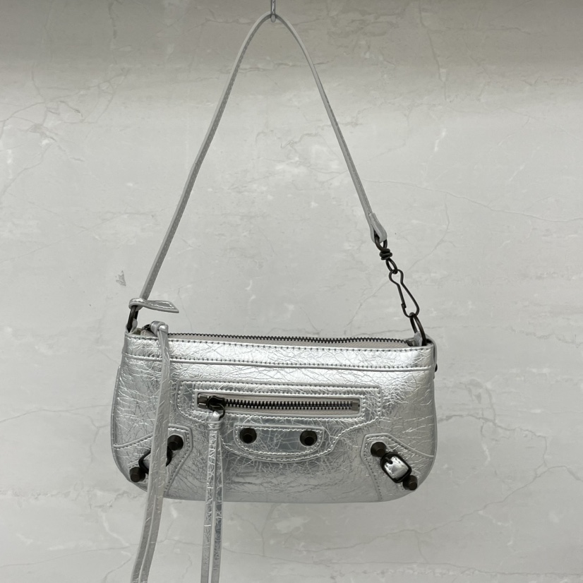 J PLACE韓國代購女裝新款熱賣26春夏推薦人氣單肩斜跨包J PLACE單肩/斜跨包圖色1