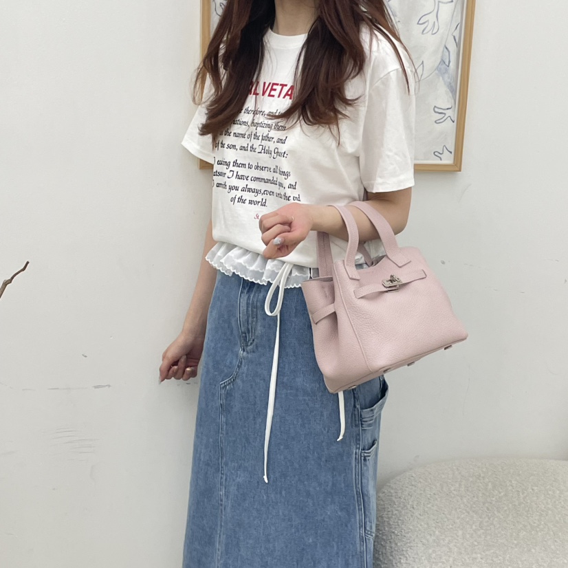 J PLACE韓國東大門直郵女裝新品熱賣26春夏時尚單肩斜跨包J PLACE單肩/斜跨包