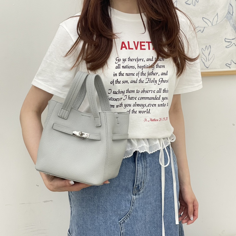 J PLACE韓國東大門直郵女裝新品熱賣26春夏時尚單肩斜跨包J PLACE單肩/斜跨包