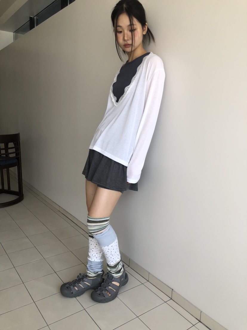 FLASH/I LOVE ME韓國東大門代購女士新款時尚長袖T恤不含內搭圍巾FLASH/I LOVE ME長袖T恤