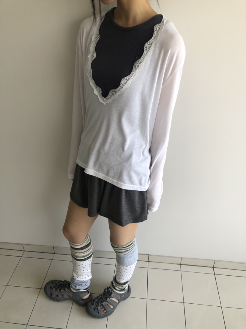 FLASH/I LOVE ME韓國東大門代購女士新款時尚長袖T恤不含內搭圍巾FLASH/I LOVE ME長袖T恤圖色2