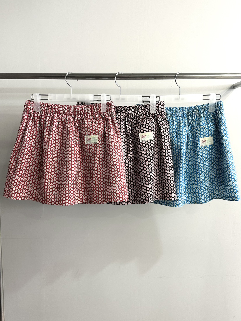 ARCHIVE-P韓國東大門代購女士新款推薦人氣時尚短裙花朵ARCHIVE-P短裙