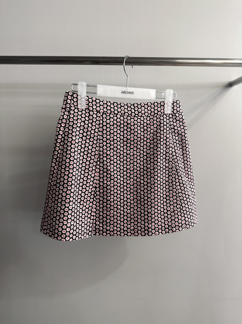 ARCHIVE-P韓國東大門代購女士新款推薦人氣時尚短裙花朵ARCHIVE-P短裙圖色3