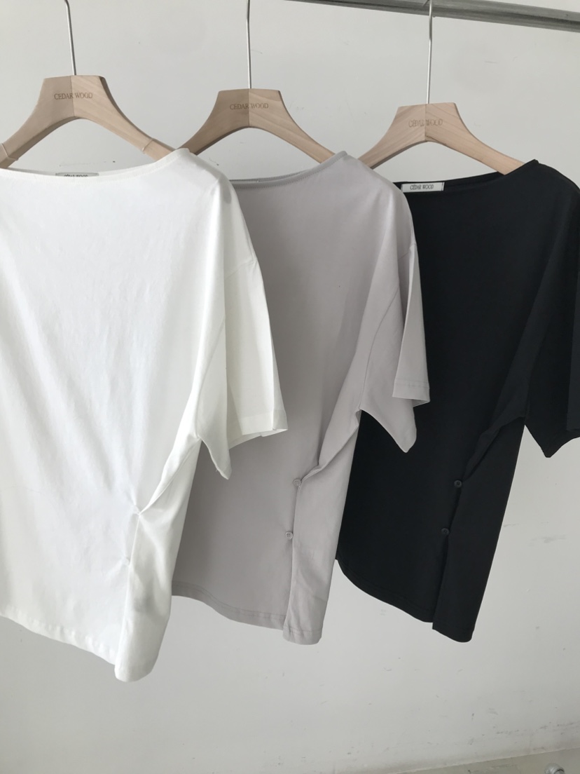 CEDARWOOD韓國東大門代購女裝新款時尚人氣推薦熱賣T恤紐扣CEDAR WOODT恤